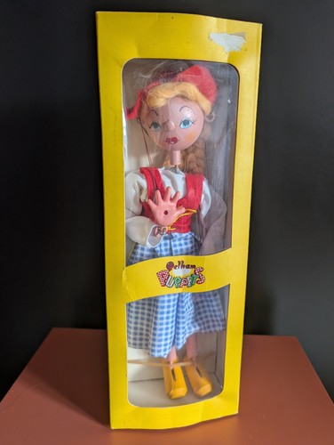 Pelham puppets dutch girl - pelham, ss2