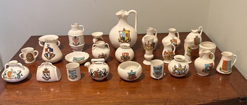 Collection crested ware - crested,