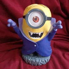 Despicable Me Rare Collectors Minion Bob Gone Batty 2015 Halloween Gnome 9" READ
