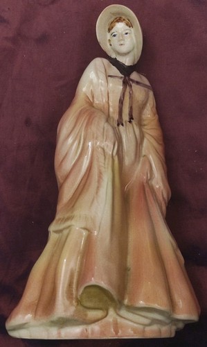Vintage ceramic lady figurine - vintage,