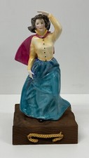 Royal Doulton Grace Darling Figurine HN3089  Limited Edition  No 421 with stand