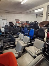JOBLOT OFFICE FURNITURE CHAIRS CABINETS DESKS VITRA KNOLL BOSS DESIGN WHOLESALE