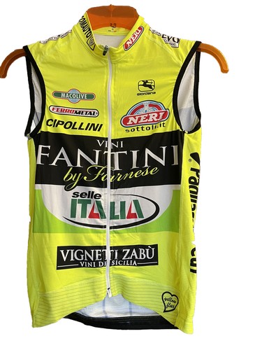 Team vini fantini farnese - team, fantini,