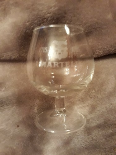 Pair martell brandy cognac - of,