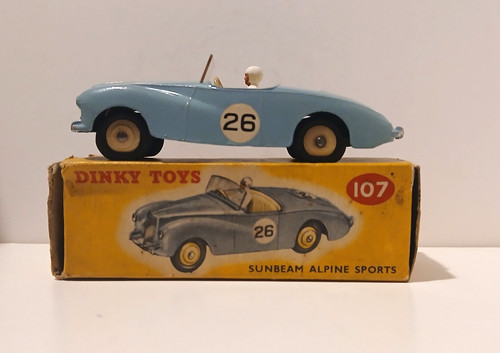 Dinky toys 107 - sunbeam, alpine