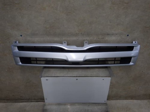 Toyota hiace radiator - toyota,