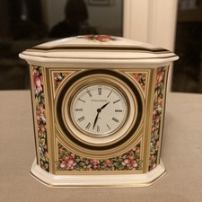Wedgewood Bone China Made in England Clio Clock 9cm 