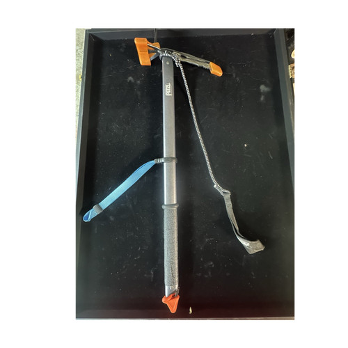Petzl ice axe with leash - ice,
