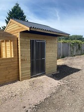 Dog Kennel/ Shed 8ft X 8ft