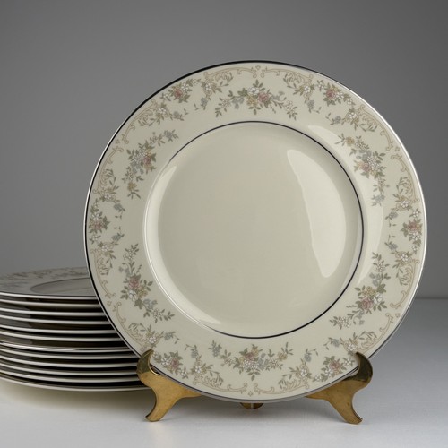 Set royal doulton the - of,