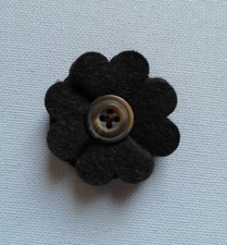 A Handmade Felt Flower Brooch - 4.5cm across, 47 colours,40% wool felt
