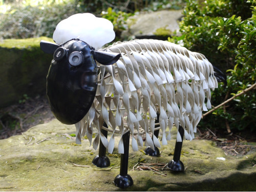 Metal garden sheep - metal,