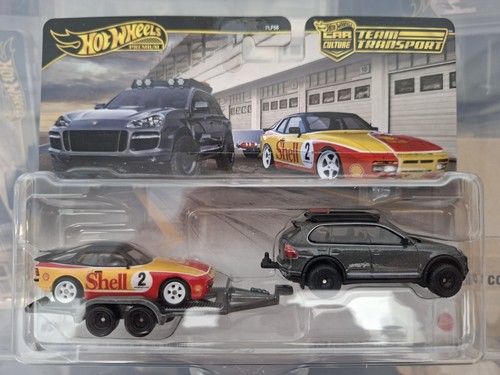 Hot wheels team transport car - hot,