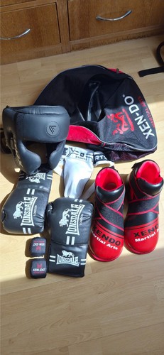Kickboxing sparring equipment - sparring,