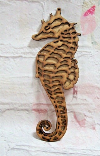 Seahorse natural shape craft