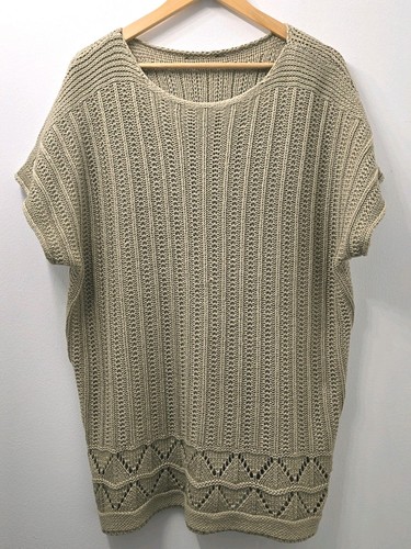 Wardrobe crochet knit short