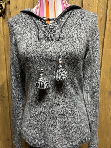 Women 100 alpaca sweater - ,
