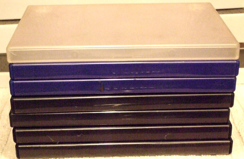 Playstation gameing cases - 2,
