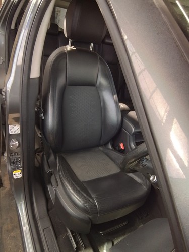 Front seat land rover - rh,