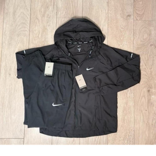 Nike men black tracksuit set - men's,