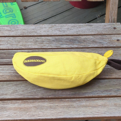 Bananagrams word game travel - word,