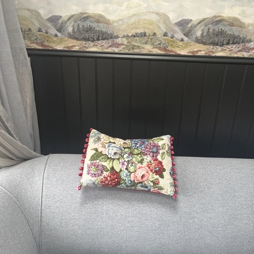Sanderson cushion flowered - sanderson,
