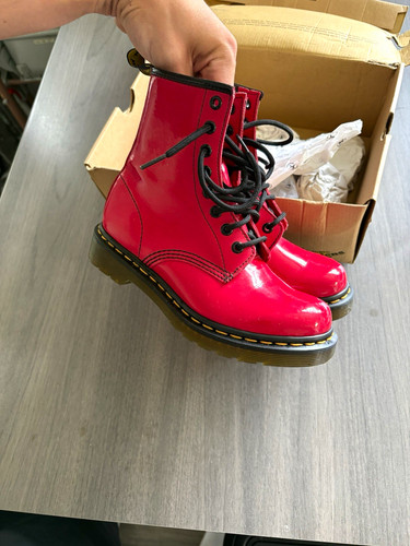 Martens 1460 red patent - dr., w