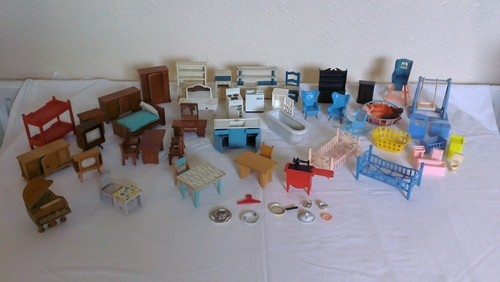 Vintage dolls house furniture - dolls,