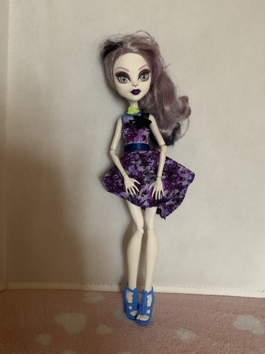 Monster high gloom and - , bloom