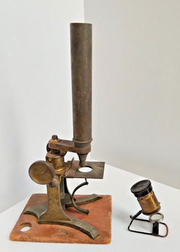 Scarce vintage microscope - scarce,