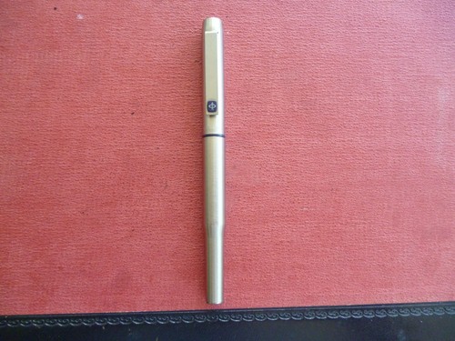Parker fountain pen - 25,