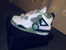 Jordan 4 Retro’s Woman  Size
