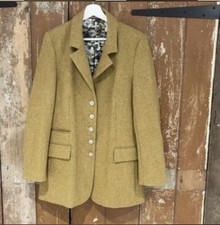 Smelling Of Roses Blazer