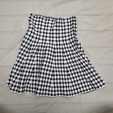 LUC-CE  Women's Black And White Houndstooth Skater Skirt Size M/L