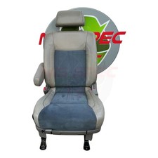 Nissan Elgrand E50 Passenger