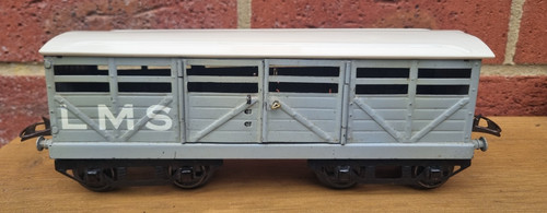 Hornby gauge lms 2 - hornby, cattle