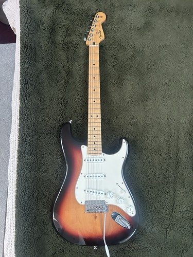 Fender stratocaster mexican - fender,