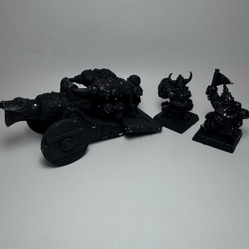 Dwarf flame cannon with - flame,