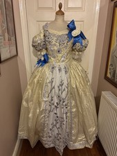 WOMENS YOUNG VICTORIA ANASTASIA COSTUME DRESS PANTOMIME THEATRE THEATRICAL ?