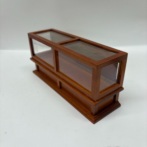 12th scale dolls house - scale,