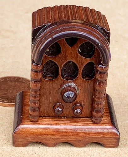 Wooden non working - working, old