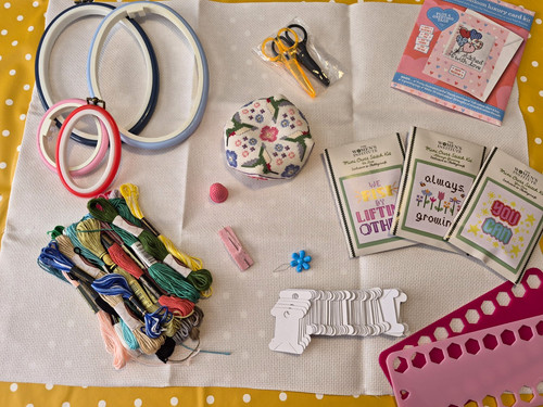 Cross stitch bundle starter - cross,