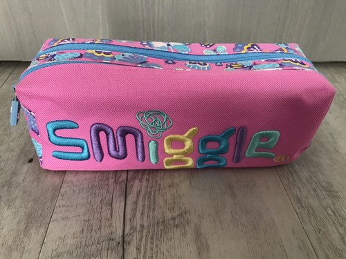 Smiggle butterfly pencil case - pencil,