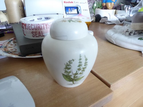 Poole pottery country - country, lane