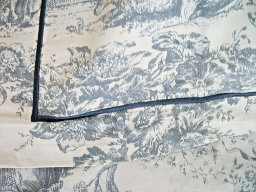 Single blue white toile du - &,