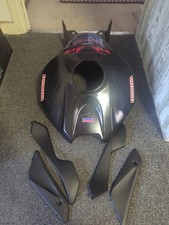 2004 Cbr1000rr Tank Cover