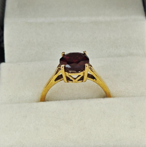 Red garnet ring - garnet, brass