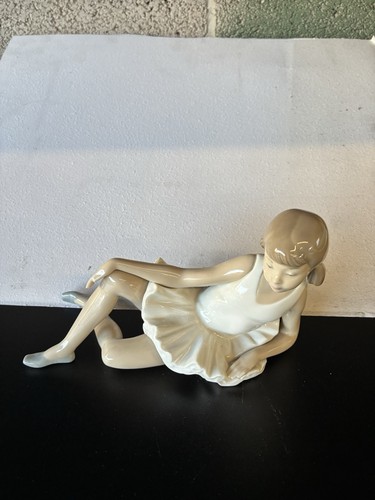 Nao ballerina led down - nao,
