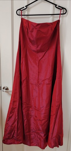 Debenhams vintage red - vintage,