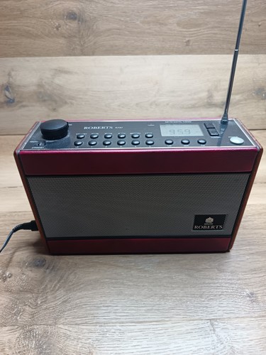 Roberts r737 portable radio - roberts,